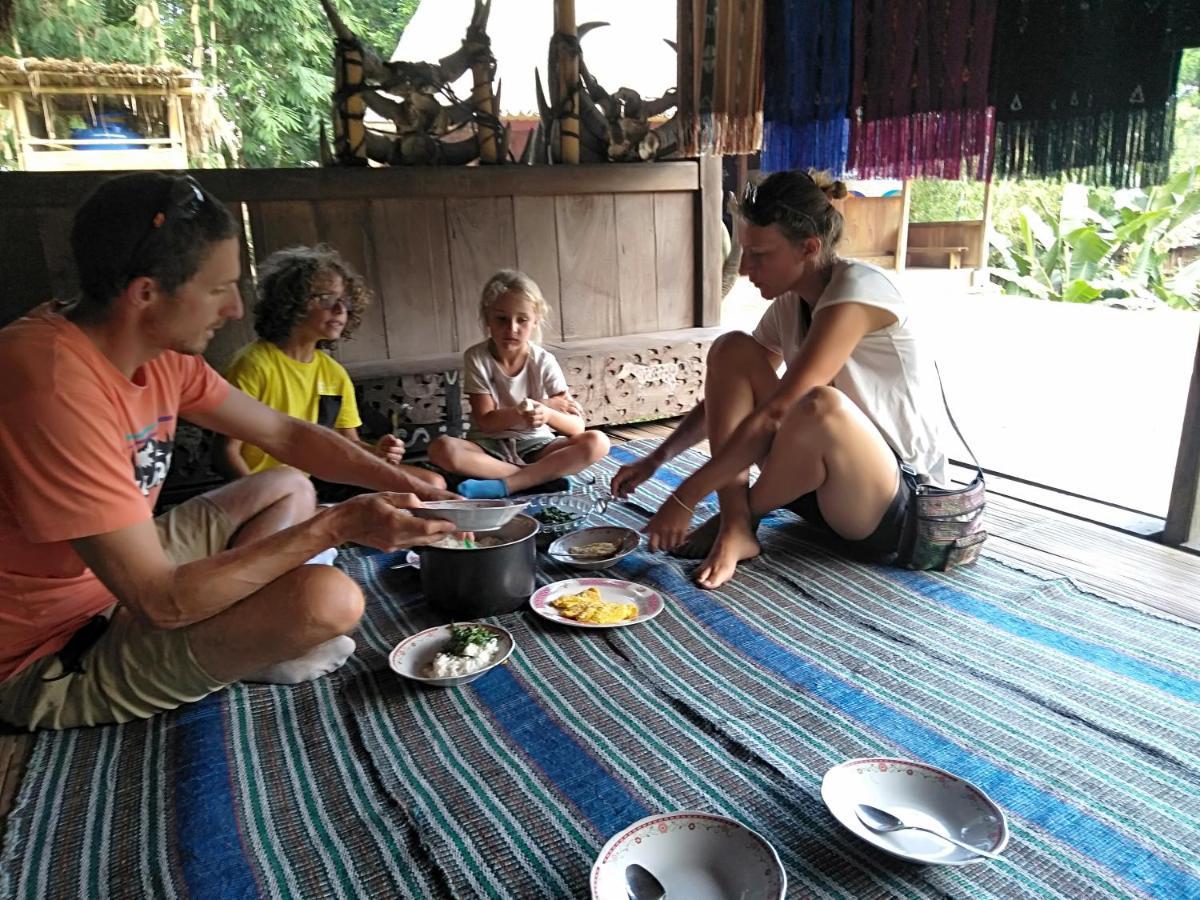 Arnolds Familly Homestay Bajawa Luaran gambar